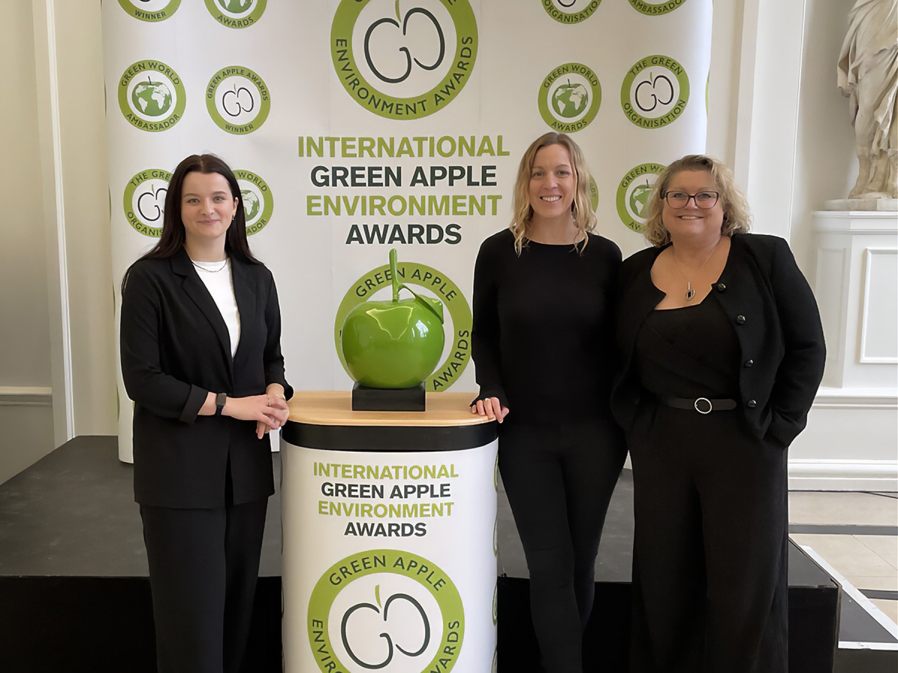 https://www.micronclean.com/assets/images/common/green_apple_awards_2024_01.jpg